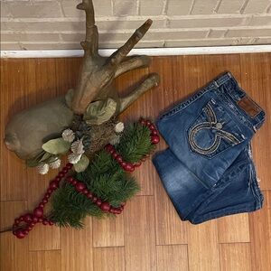 Big Star Liv size 27R Women's Dark Blue Boot Cut Jeans